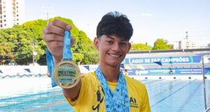 Atleta amazonense quebra recordes no Meeting Norte de Natação em RoraimaCaio Arcos conquistou seis medalhas de ouro e alcançou o melhor índice técnico da competição em sua categoria. Atleta amazonense quebra recordes no Meeting Norte de Natação em Roraima