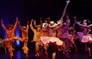 Dança contemporânea, folclórica e música popular protagonizam agenda dos corpos artísticos do Estado, em agostoOs espetáculos paralelos às apresentações oficiais, têm a classificação livre e entrada gratuita. Dança contemporânea, folclórica e música popular protagonizam agenda dos corpos artísticos do Estado, em agosto