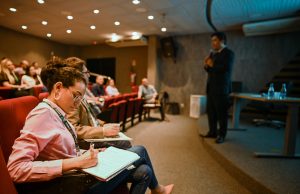Escola do Legislativo da CMM encerra inscrições para 91 cursos na próxima segunda-feira (31/07)Vagas são para cursos EAD gratuitos com direito à certificado pela Escola do Legislativo. Escola do Legislativo da CMM encerra inscrições para 91 cursos na próxima segunda-feira (31/07)