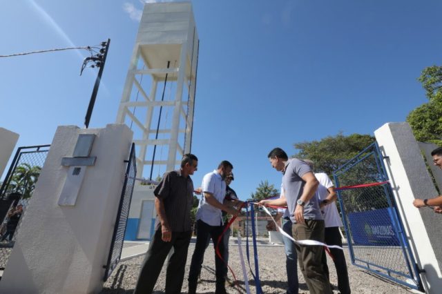Governador do Amazonas entrega sistema de abastecimento de água à comunidade da zona rural de Manaus Governador do Amazonas entrega sistema de abastecimento de água à comunidade da zona rural de Manaus