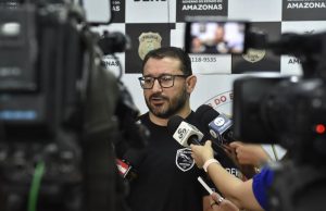 Homem é preso por envolvimento em extorsão mediante sequestroVítima foi sequestrada no conjunto Amazonino Mendes (Mutirão), bairro Novo Aleixo, zona norte. Homem é preso por envolvimento em extorsão mediante sequestro