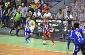 Jovens talentos seguem na disputa para título de futsal amazonense no Ginásio Renné MonteiroCompetição vale vaga na Taça Brasil de Futsal 2024. Jovens talentos seguem na disputa para título de futsal amazonense no Ginásio Renné Monteiro