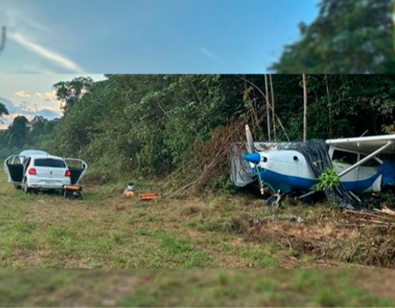 Polícia encontra pista de pouso clandestina em área de propriedade privada, em Rio Preto da Eva