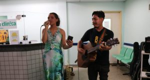 Manaus: Miss Rondônia realiza visita e canta para pacientes da FCeconKhrystma Siberth é a única representante da região Norte em concurso nacional. Rondônia: Miss Rondônia realiza visita e canta para pacientes da FCecon