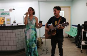 Manaus: Miss Rondônia realiza visita e canta para pacientes da FCeconKhrystma Siberth é a única representante da região Norte em concurso nacional. Rondônia: Miss Rondônia realiza visita e canta para pacientes da FCecon