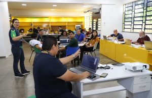 Secretaria de Educação divulga Calendário Especial de Reposição das aulas perdidas durante período de greve dos professoresA reposição das aulas perdidas durante a greve dos professores da rede estadual de ensino começa na próxima sexta-feira. Secretaria de Educação divulga Calendário Especial de Reposição das aulas perdidas durante período de greve dos professores