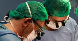 Wilson Lima diz que transplante renal inédito na rede pública estadual traz novas perspectivas para pacientesProcedimento foi realizado no Hospital e Pronto-Socorro Delphina Aziz, nesta quarta-feira. Wilson Lima diz que transplante renal inédito na rede pública estadual traz novas perspectivas para pacientes