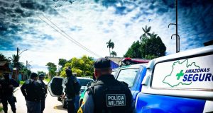 Ações policiais prenderam 15 pessoas no Amazonas, em 24 horasUm dos suspeitos foi preso com droga escondida dentro de sacos de farinha. Ações policiais prenderam 15 pessoas no Amazonas, em 24 horas