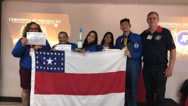 Alunos da rede estadual conquistam medalhas de ouro e prata na Mostra Brasileira de Foguetes 2023