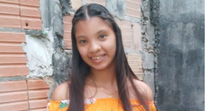 Polícia divulga imagem de adolescente que desapareceu no bairro Santa EtelvinaQuem souber informações, repasse para os números (92) 99115-1284, da Depca, ou 181, da SSP-AM. Polícia divulga imagem de adolescente que desapareceu no bairro Santa Etelvina