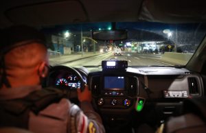 Dez pessoas são presas no Amazonas em 24 horasPrisões correspondem aos crimes de tráfico de drogas, receptação, porte ilegal de arma de fogo, tentativa de homicídio e recaptura de foragidos. Dez pessoas são presas no Amazonas em 24 horas