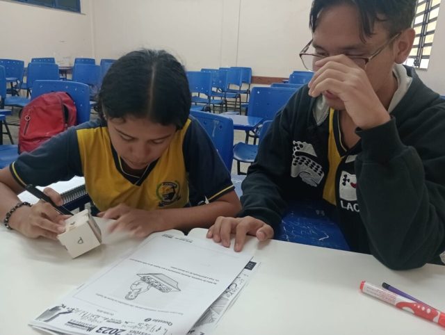 Alunos da rede estadual ganham medalha de ouro em competição internacional de Matemática Alunos da rede estadual ganham medalha de ouro em competição internacional de Matemática