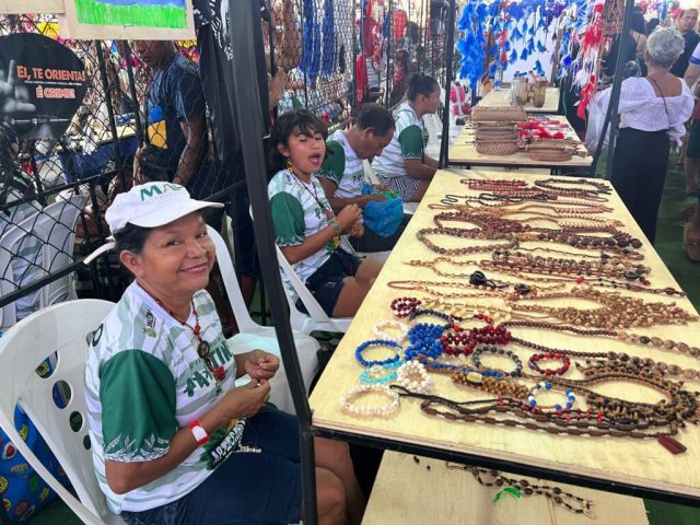 Feiras de Artesanato Indígena arrecadam R$ 300 mil em produtos vendidos no primeiro semestre de 2023 Feiras de Artesanato Indígena arrecadam R$ 300 mil em produtos vendidos no primeiro semestre de 2023