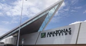 Governo do Estado inaugura Feira de produtos Regionais no Amazonas ShoppingA nova feira da ADS contará com 36 feirantes, divididos em produtores rurais, artesões e comerciantes de economia solidária, que irão comercializar seus produtos em um espaço de 400 metros quadrados. Governo do Estado inaugura Feira de produtos Regionais no Amazonas Shopping