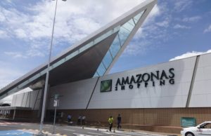 Governo do Estado inaugura Feira de produtos Regionais no Amazonas ShoppingA nova feira da ADS contará com 36 feirantes, divididos em produtores rurais, artesões e comerciantes de economia solidária, que irão comercializar seus produtos em um espaço de 400 metros quadrados. Governo do Estado inaugura Feira de produtos Regionais no Amazonas Shopping