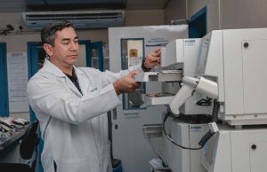 Hemoam adota tecnologia que reduz riscos de complicações pós-transfusão de sangueO novo equipamento realiza a Técnica de Inativação de Patógenos (TRP), método que reduz a transmissão de doenças pela transfusão. Hemoam adota tecnologia que reduz riscos de complicações pós-transfusão de sangue