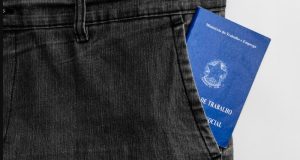 Mais de 7 milhões de pessoas não estudam e nem trabalham no BrasilDados do Dieese refletem os desafios da empregabilidade entre os mais jovens e evidencia a importância de iniciativas que podem contribuir com a inserção desta parcela da população no mercado de trabalho. Mais de 7 milhões de pessoas não estudam e nem trabalham no Brasil