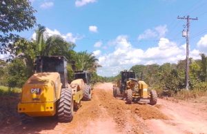Manaquiri: Governo do Amazonas realiza pavimentação do Ramal do Barro Alto Pavimentação do ramal vai impulsionar o turismo e a pesca esportiva na região. Manaquiri: Governo do Amazonas realiza pavimentação do Ramal do Barro Alto