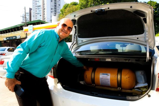 Manaus terá postos com GNV em todas as zonas da cidade Manaus terá postos com GNV em todas as zonas da cidade