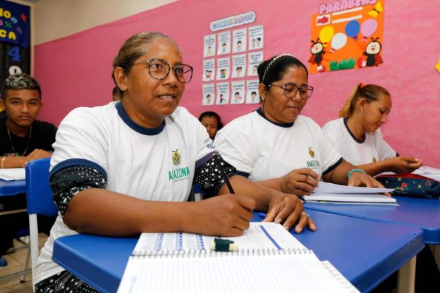 Matrículas de novos alunos para o segundo semestre da Educação de Jovens Alunos (EJA) acontecem na próxima sexta-feira Matrículas de novos alunos para o segundo semestre da Educação de Jovens Alunos (EJA) acontecem na próxima sexta-feira