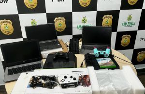 Pai e filho são presos por aplicarem golpes em sites de compra e vendaEles negociavam compra de aparelhos eletrônicos pela internet. Pai e filho são presos por aplicarem golpes em sites de compra e venda