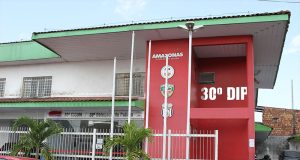 Polícia Civil prende professor em flagrante por importunação sexual contra duas alunasFato ocorreu em uma escola na zona leste de Manaus. Polícia Civil prende professor em flagrante por importunação sexual contra duas alunas