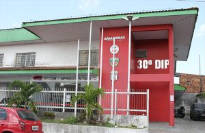 Polícia Civil prende professor em flagrante por importunação sexual contra duas alunasFato ocorreu em uma escola na zona leste de Manaus. Polícia Civil prende professor em flagrante por importunação sexual contra duas alunas