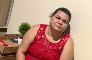 Polícia busca informações sobre mulher que desapareceu no centro de ManausLaodicileia Pinto dos Santos, 47, foi vista pela última vez no dia 8 de agosto deste ano. Polícia solicita ampla divulgação das imagens. Polícia busca informações sobre mulher que desapareceu no centro de Manaus