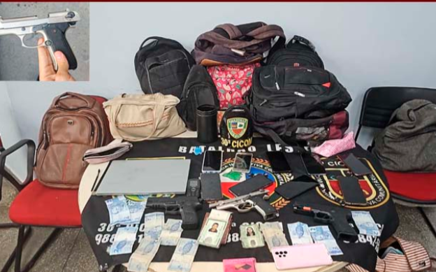 Polícia prende três homens em flagrante após sequências de assaltos na zona leste Polícia prende três homens em flagrante após sequências de assaltos na zona leste