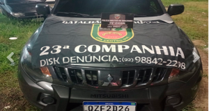 Polícia recupera mais um veículo na capitalO carro estava abandonado na estrada dos Japoneses, no Parque Dez. Polícia recupera mais um veículo na capital