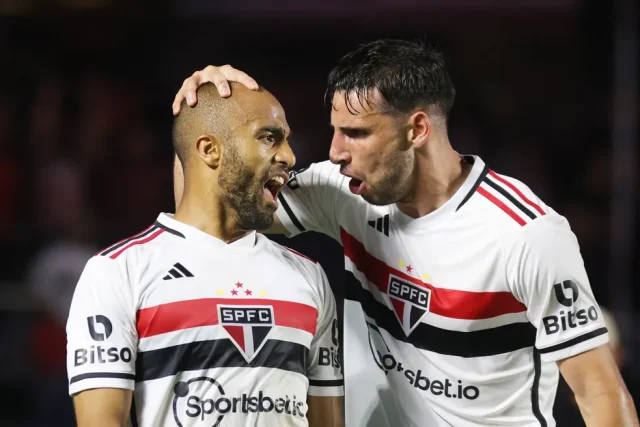 São Paulo vence o Corinthians e está na final da Copa do Brasil