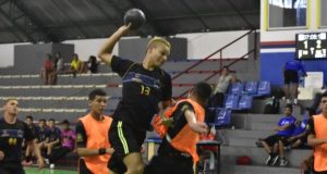 Taça Manaus de Handebol Master acontece neste fim de semana no Ginásio Renné MonteiroAlém do handebol, futebol, atletismo e jiu-jitsu agitam as praças esportivas de Manaus. Taça Manaus de Handebol Master acontece neste fim de semana no Ginásio Renné Monteiro