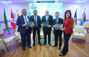 Wilson Lima destaca avanços de parcerias com o BID e reforça pedido de apoio a novos projetos do AmazonasBalanço foi apresentado em encontro entre governadores da Amazônia e direção do Banco Interamericano de Desenvolvimento, em Belém (PA). Wilson Lima destaca avanços de parcerias com o BID e reforça pedido de apoio a novos projetos do Amazonas