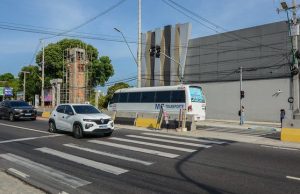 Avenidas Ephigênio Salles e Gov. José Lindoso serão interditadas para obras de melhorias viáriasNos dias 25, 26 e 27, apenas uma faixa da via estará liberada para o tráfego de veículos. Avenidas Ephigênio Salles e Gov. José Lindoso serão interditadas para obras de melhorias viárias