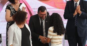 Aluna da rede estadual de ensino representa o Amazonas em lançamento de programa do MECDurante a participação, Manuela Herculano, da EETI Petrônio Portella, enalteceu as políticas públicas educacionais do estado. Aluna da rede estadual de ensino representa o Amazonas em lançamento de programa do MEC