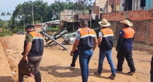 Após forte temporal, agentes da Defesa Civil Amazonas realizam visita técnica em Juruá Foram 205 famílias diretamente atingidas, resultando em um total de 820 pessoas afetadas. Após forte temporal, agentes da Defesa Civil Amazonas realizam visita técnica em Juruá