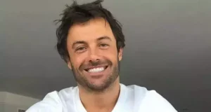 Ator Kayky Brito sofre acidente no Rio de Janeiro Ele foi atropelado na madrugada deste sábado (02/08). Ator Kayky Brito sofre acidente no Rio de Janeiro