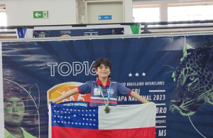 Atleta do ‘Manaus Olímpica’ conquista bronze na 3ª etapa do Circuito Nacional de Badminton no Mato Grosso do Sul Atleta do ‘Manaus Olímpica’ conquista bronze na 3ª etapa do Circuito Nacional de Badminton no Mato Grosso do Sul
