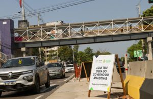 Com recursos do Governo do Estado, obras na Ephigênio Salles vão melhorar a mobilidade urbanaA construção de uma passarela e alargamento de parte da via são frutos de convênio entre Governo do Estado e Prefeitura de Manaus. Com recursos do Governo do Estado, obras na Ephigênio Salles vão melhorar a mobilidade urbana