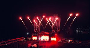David Guetta encerra primeira noite do #SouManaus 2023 com sucesso de público A atração mais esperada do festival, o maior DJ do mundo, David Guetta, encerrou a primeira noite do “#SouManaus Passo a Paço 2023” diante de uma multidão no palco Bradesco – Guardião da Amazônia. David Guetta encerra primeira noite do #SouManaus 2023 com sucesso de público