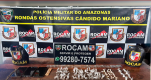 Em Presidente Figueiredo, Polícia Militar prende dupla por tráfico de entorpecentesForam apreendidos 131 de drogas, R$ 440 em espécie, além de três aparelhos celulares. Em Presidente Figueiredo, Polícia Militar prende dupla por tráfico de entorpecentes