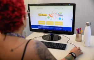 Encerra na sexta-feira o credenciamento de avaliadores de projetos da Lei Paulo GustavoPodem participar profissionais de outros estados do Brasil, com comprovação na área de atuação. Encerra na sexta-feira o credenciamento de avaliadores de projetos da Lei Paulo Gustavo