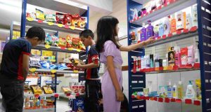Escola em Manaus inova e cria “Mercadinho Pedagógico” para alunos aprenderem Matemática na práticaMais de 60 estudantes participaram do projeto que conta com apoio do Programa Ciência na Escola, da Fapeam. Escola inova e cria “Mercadinho Pedagógico” para alunos aprenderem Matemática na prática