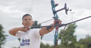 Governo do Amazonas convoca atletas e paratletas para assinatura de patrocínio do Bolsa EsporteProcesso para assinatura acontece na quinta e sexta-feira (21 e 22/09), na Arena da Amazônia. Governo do Amazonas convoca atletas e paratletas para assinatura de patrocínio do Bolsa Esporte
