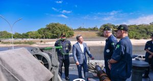 Governo do Amazonas fortalece Operação Estiagem 2023 com interlocução junto à MarinhaVice-governador Tadeu de Souza coleta dados estratégicos em órgãos militares da Estação Naval do Rio Negro. Governo do Amazonas fortalece Operação Estiagem 2023 com interlocução junto à Marinha