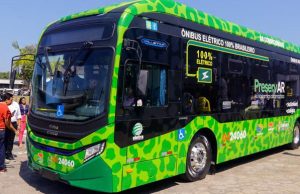 Prefeitura entrega primeiro ônibus 100% elétrico da região Norte Prefeitura entrega primeiro ônibus 100% elétrico da região Norte