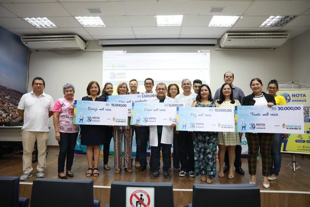 Nota Premiada Manaus entrega premiação aos ganhadores do 7º sorteio do ano