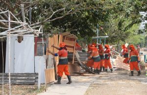 Órgãos estaduais e municipais realizam ação para evitar reocupação de área remanescente do ProsaminA operação alcançou construções irregulares em locais de preservação permanente e já revitalizados. Órgãos estaduais e municipais realizam ação para evitar reocupação de área remanescente do Prosamin