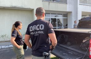 Polícia Civil prende integrante de grupo criminoso em 2ª fase da Operação UltimatoInfrator era responsável por transportar duas toneladas de drogas, além de armas de fogo apreendidas na 1ª fase. Polícia Civil prende integrante de grupo criminoso em 2ª fase da Operação Ultimato