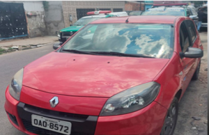 Polícia Militar recupera veículo na zona norte de ManausA equipe recebeu denúncia. Polícia Militar recupera veículo na zona norte de Manaus